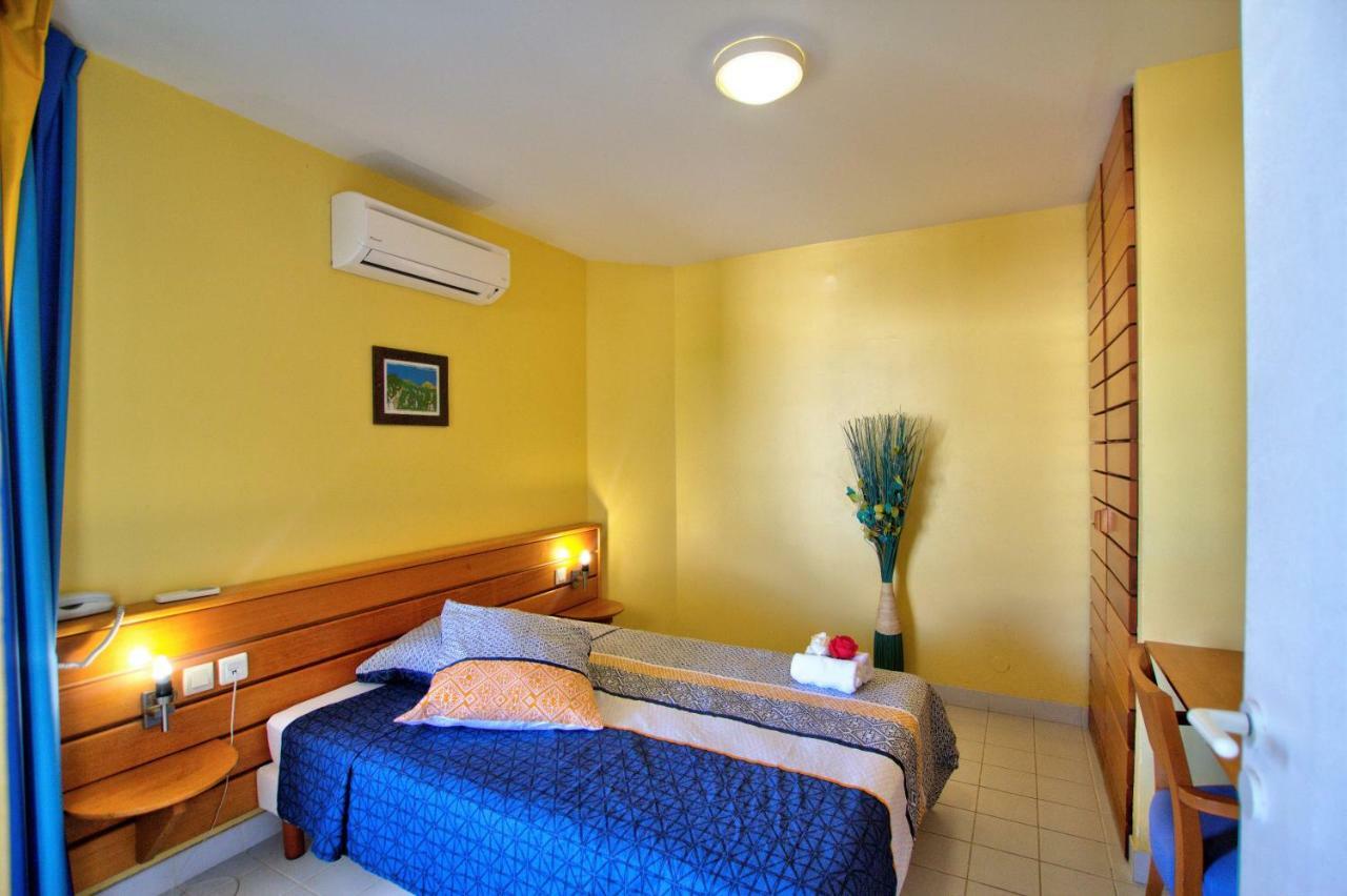 Appartement T3- Residence Manganao Saint-Francois  Exteriör bild
